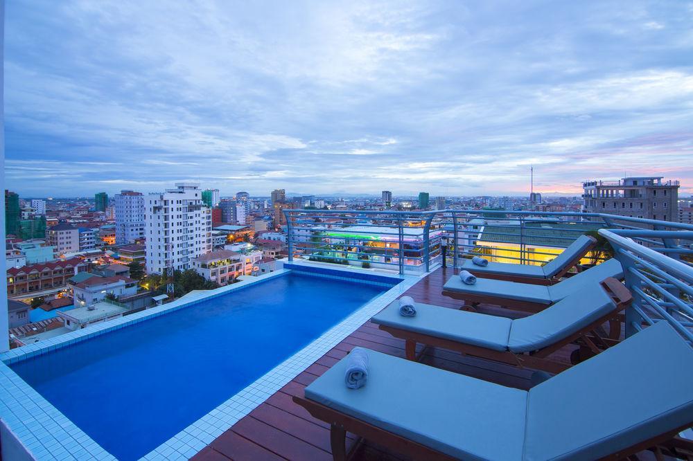 Colina Sky Hotel Phnom Pen Exterior foto