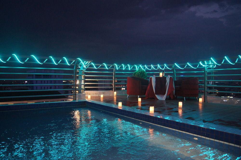 Colina Sky Hotel Phnom Pen Exterior foto