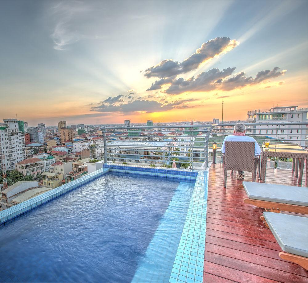 Colina Sky Hotel Phnom Pen Exterior foto