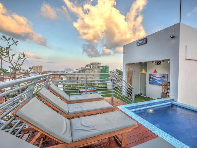 Colina Sky Hotel Phnom Pen Exterior foto
