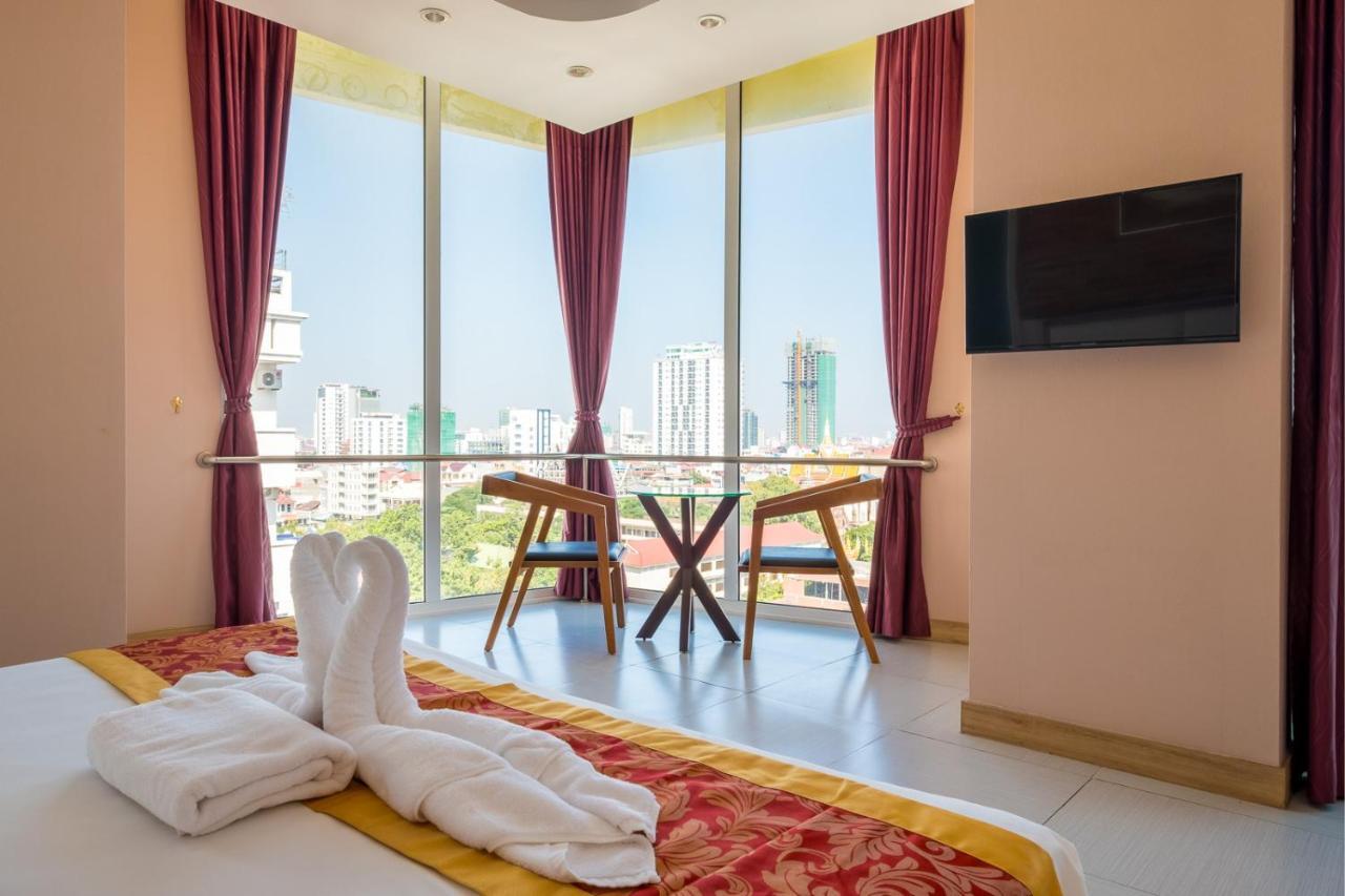 Colina Sky Hotel Phnom Pen Exterior foto