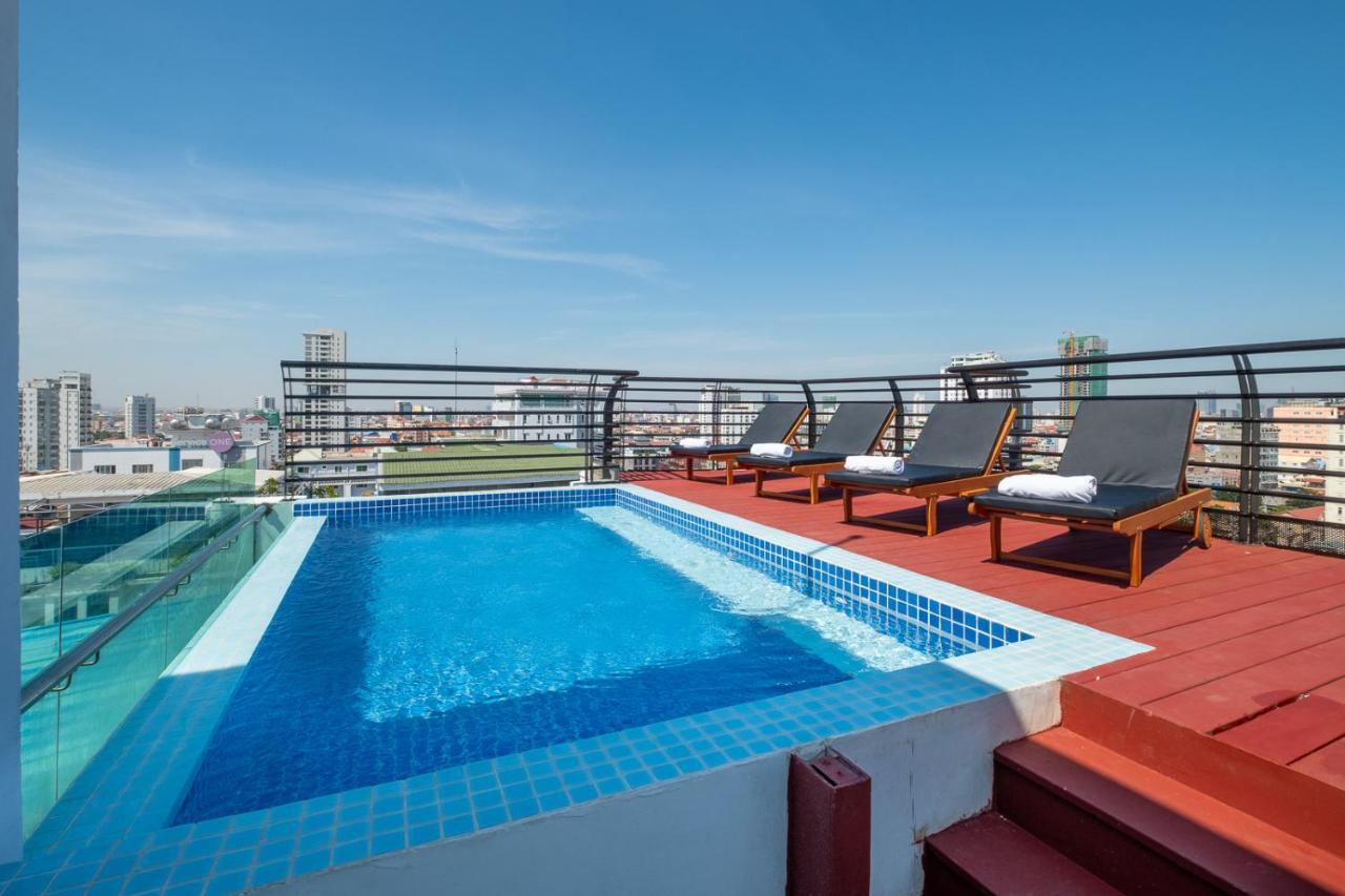 Colina Sky Hotel Phnom Pen Exterior foto