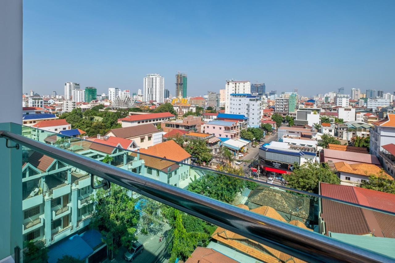 Colina Sky Hotel Phnom Pen Exterior foto