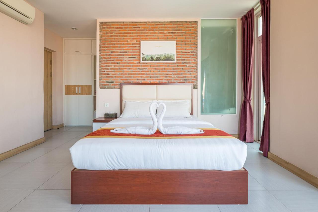 Colina Sky Hotel Phnom Pen Exterior foto
