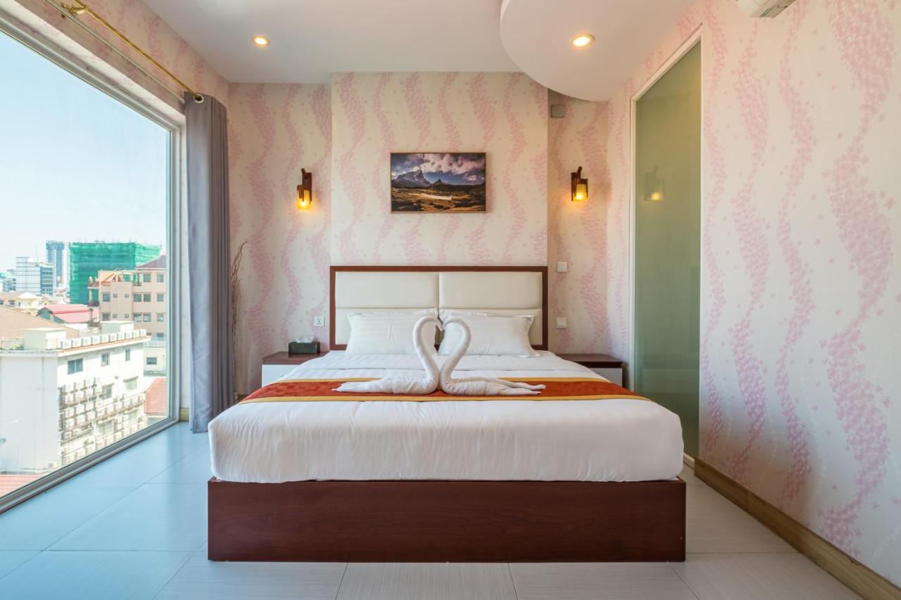 Colina Sky Hotel Phnom Pen Exterior foto