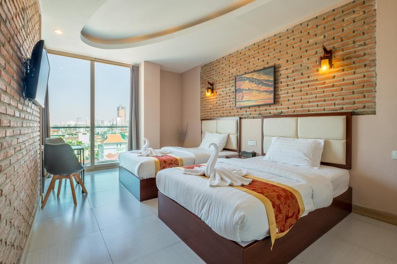 Colina Sky Hotel Phnom Pen Exterior foto