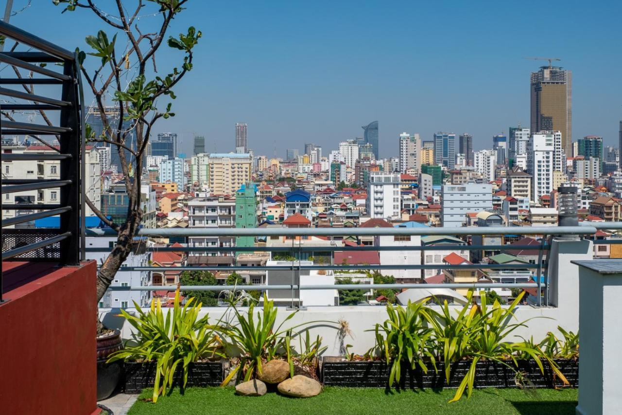 Colina Sky Hotel Phnom Pen Exterior foto